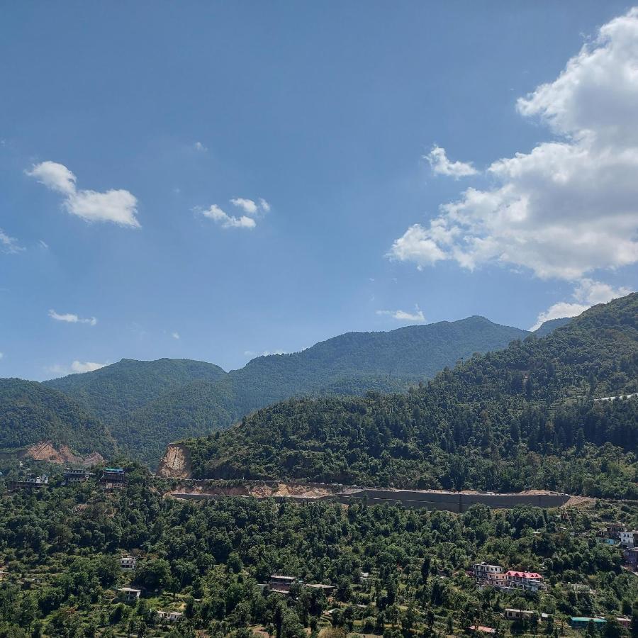 Mount Heaven Hotel Kandaghat Exterior photo